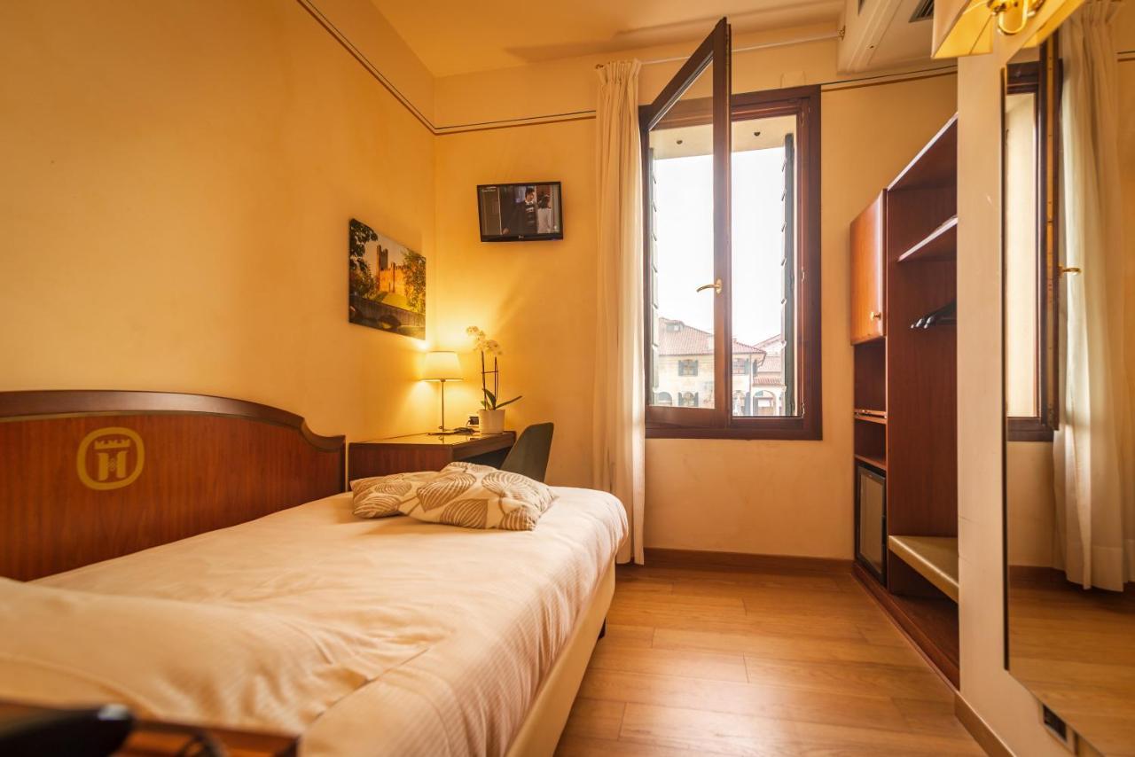 Hotel Alla Torre Castelfranco Veneto Exterior photo