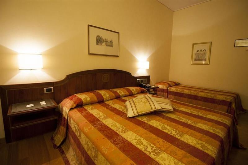 Hotel Alla Torre Castelfranco Veneto Exterior photo
